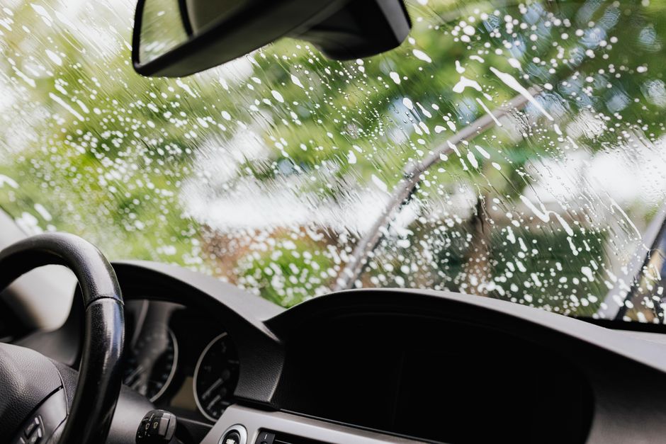 Cleaning a newly installed car windshield